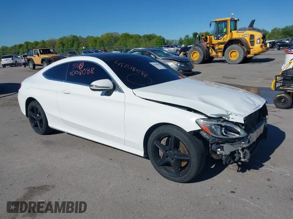 ✅ 2017 Mercedes-Benz C 300 • VIN: WDDWJ4KB4HF420436 • Lot: 45108088. Wystawiony na IAAI z przebiegiem 113 796 mil. Bezpłatny archiwum sprzedaży aukcyjnych z USA i szczegółowy raport historii pojazdu na DreamBid. Zdjęcie 1.