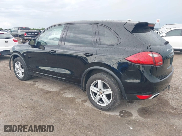 ✅ 2013 Porsche Cayenne Diesel • VIN: WP1AF2A25DLA27373 • Lot: 42468786. Wystawiony na IAAI z przebiegiem 212 933 mil. Bezpłatny archiwum sprzedaży aukcyjnych z USA i szczegółowy raport historii pojazdu na DreamBid. Zdjęcie 3.