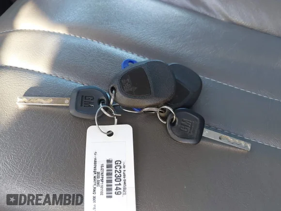 ✅ 2023 GMC Savana LS • VIN: 1GJZ7NFP5P1101102 • Lot: 43651472. Wystawiony na IAAI z przebiegiem 217 975 mil. Bezpłatny archiwum sprzedaży aukcyjnych z USA i szczegółowy raport historii pojazdu na DreamBid. Zdjęcie 11.