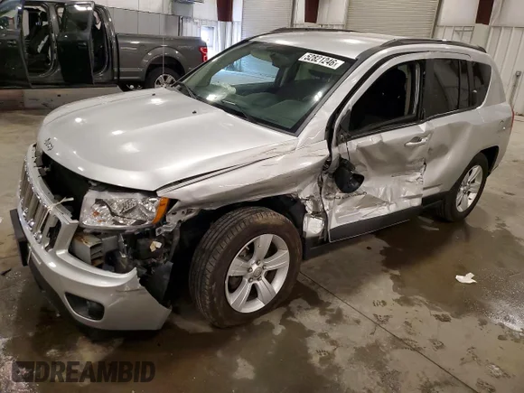 ✅ 2012 Jeep Compass Sport • VIN: 1C4NJDBB0CD624015 • Лот: 52821246. Опубликован ранее на Copart с пробегом 185 875 миль. Бесплатный доступ к архиву аукционных продаж из США и подробный отчёт об истории автомобиля на DreamBid. Изображение 1.