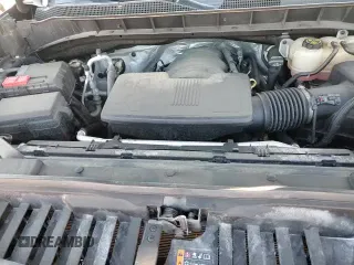 ✅ 2019 Chevrolet Silverado 1500 Custom • VIN: 3GCPYBEH2KG154970 • Lot: 71869245. Wystawiony na Copart z przebiegiem 107 893 mil. Bezpłatny archiwum sprzedaży aukcyjnych z USA i szczegółowy raport historii pojazdu na DreamBid. Zdjęcie 15.