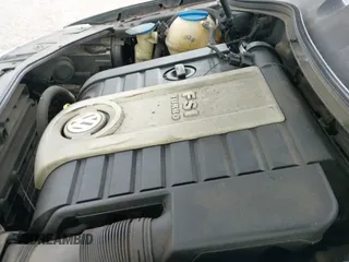 ✅ 2008 Volkswagen Passat Komfort • VIN: WVWLK73C48E062635 • Lot: 42514871. Listed on IAAI with 190,555 mi. Free auction sales archive from the USA and detailed vehicle history report at DreamBid. Image 12.