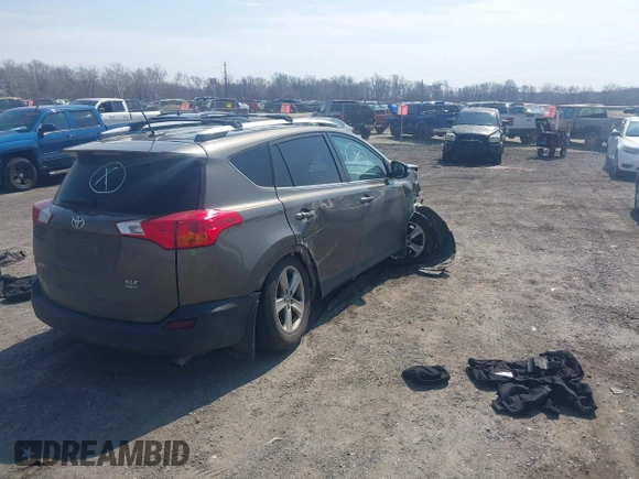 ✅ 2014 Toyota RAV4 XLE • VIN: 2T3RFREV7EW143948 • Lot: 44713451. Wystawiony na IAAI z przebiegiem 56 793 mil. Bezpłatny archiwum sprzedaży aukcyjnych z USA i szczegółowy raport historii pojazdu na DreamBid. Zdjęcie 4.