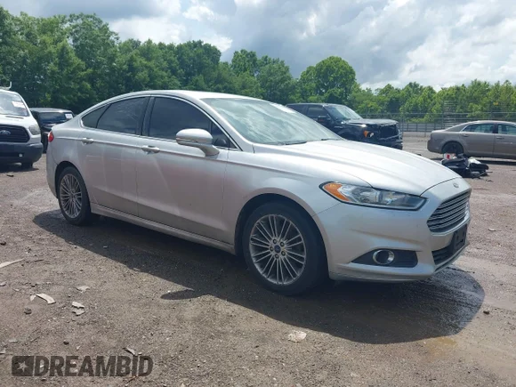 ✅ 2013 Ford Fusion SE • VIN: 3FA6P0H90DR127142 • Lot: 45213235. Wystawiony na IAAI z przebiegiem 191 772 mil. Bezpłatny archiwum sprzedaży aukcyjnych z USA i szczegółowy raport historii pojazdu na DreamBid. Zdjęcie 1.