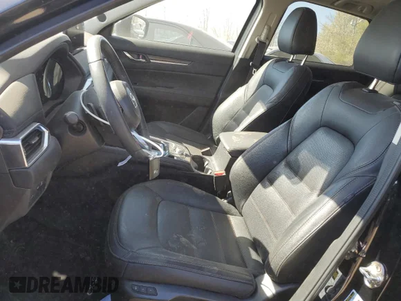✅ 2021 Mazda CX-5 Grand Touring • VIN: JM3KFBDM6M1432650 • Lot: 46734943. Wystawiony na Copart z przebiegiem 14 959 mil. Bezpłatny archiwum sprzedaży aukcyjnych z USA i szczegółowy raport historii pojazdu na DreamBid. Zdjęcie 7.