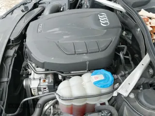 ✅ 2018 Audi A4 • VIN: WAUNNAF43JA223973 • Lot: 43212664. Listed on IAAI with 52,093 mi. Free auction sales archive from the USA and detailed vehicle history report at DreamBid. Image 23.