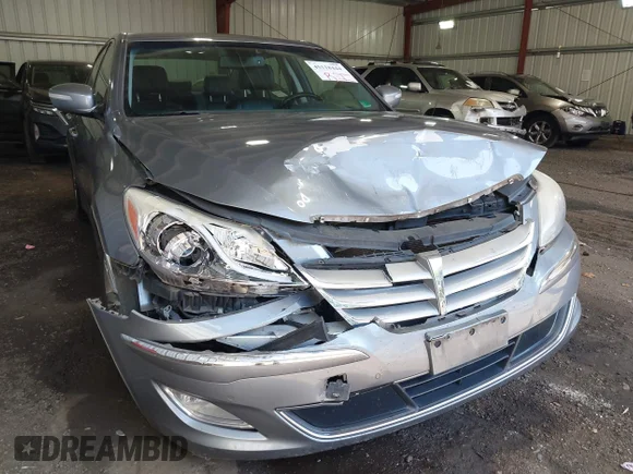 ✅ 2014 Hyundai Genesis 3.8L • VIN: KMHGC4DD8EU263696 • Lot: 45118444. Listed on IAAI with 138,330 mi. Free auction sales archive from the USA and detailed vehicle history report at DreamBid. Image 6.