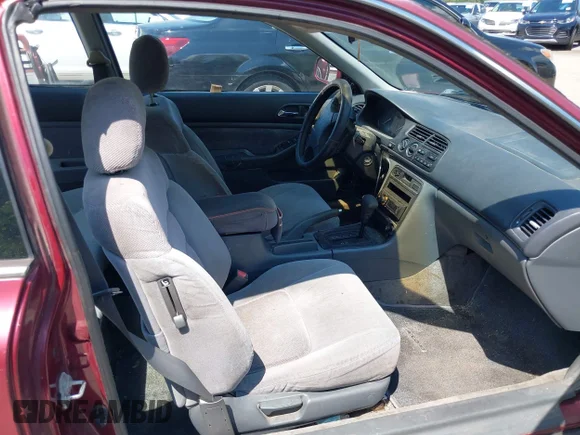 ✅ 1995 Honda Accord EX • VIN: 1HGCD7252SA045278 • Lot: 42987978. Wystawiony na IAAI z przebiegiem 222 099 mil. Bezpłatny archiwum sprzedaży aukcyjnych z USA i szczegółowy raport historii pojazdu na DreamBid. Zdjęcie 5.