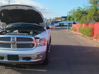 ✅ 2019 Ram 1500 Lone Star • VIN: 1C6RR6LT0KS586476 • Lot: 95465275. Wystawiony na Copart z przebiegiem 87 571 mil. Bezpłatny archiwum sprzedaży aukcyjnych z USA i szczegółowy raport historii pojazdu na DreamBid. Zdjęcie 11.