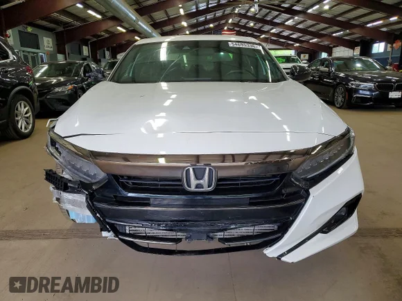 ✅ 2022 Honda Accord Sport • VIN: 1HGCV1F36NA091381 • Lot: 54695336. Wystawiony na Copart z przebiegiem 133 137 mil. Bezpłatny archiwum sprzedaży aukcyjnych z USA i szczegółowy raport historii pojazdu na DreamBid. Zdjęcie 5.