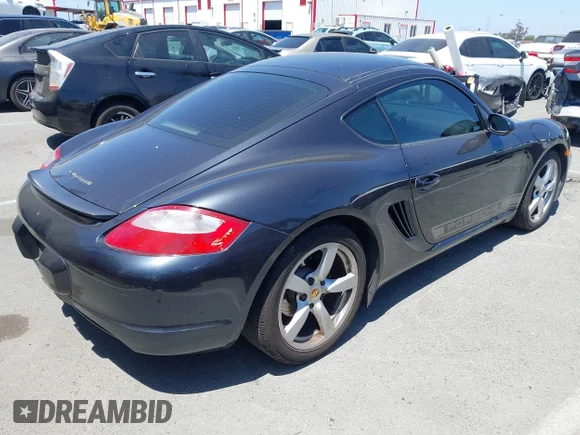 ✅ 2007 Porsche Cayman • VIN: WP0AA29887U760556 • Лот: 45415862. Опубліковано раніше на IAAI з пробігом 142 336 миль. Безкоштовний доступ до архіву аукціонних продажів зі США та докладний звіт про історію автомобіля на DreamBid. Зображення 4.