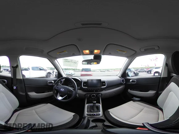 ✅ 2022 Hyundai Venue Limited • VIN: KMHRC8A3XNU156371 • Lot: 42777552. Wystawiony na IAAI z przebiegiem 33 579 mil. Bezpłatny archiwum sprzedaży aukcyjnych z USA i szczegółowy raport historii pojazdu na DreamBid. Zdjęcie 18.