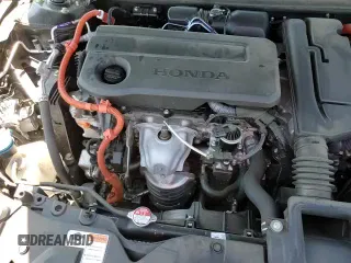 ✅ 2024 Honda Accord Touring • VIN: 1HGCY2F81RA059579 • Lot: 84054155. Listed on Copart with 38,004 mi. Free auction sales archive from the USA and detailed vehicle history report at DreamBid. Image 13.