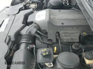 ✅ 2004 Ford Thunderbird Deluxe • VIN: 1FAHP60A14Y104987 • Лот: 43709571. Опубликован ранее на IAAI с пробегом 101 840 миль. Бесплатный доступ к архиву аукционных продаж из США и подробный отчёт об истории автомобиля на DreamBid. Изображение 19.