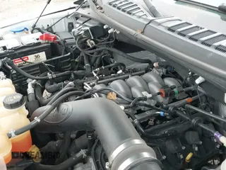 ✅ 2018 Ford F-150 XL • VIN: 1FTMF1E57JKC68592 • Lot: 43731688. Wystawiony na IAAI z przebiegiem 102 276 mil. Bezpłatny archiwum sprzedaży aukcyjnych z USA i szczegółowy raport historii pojazdu na DreamBid. Zdjęcie 20.