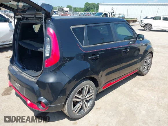 ✅ 2015 Kia Soul + • VIN: KNDJP3A51F7156527 • Lot: 45330431. Wystawiony na IAAI z przebiegiem 147 424 mil. Bezpłatny archiwum sprzedaży aukcyjnych z USA i szczegółowy raport historii pojazdu na DreamBid. Zdjęcie 4.