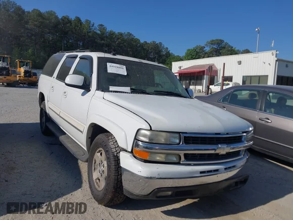 ✅ 2004 Chevrolet Suburban LT • VIN: 1GNEC16Z94J251454 • Lot: 44928888. Wystawiony na IAAI z przebiegiem 242 041 mil. Bezpłatny archiwum sprzedaży aukcyjnych z USA i szczegółowy raport historii pojazdu na DreamBid. Zdjęcie 1.
