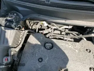 ✅ 2018 Chevrolet Equinox Premier • VIN: 2GNAXWEX8J6254662 • Lot: 72054665. Wystawiony na Copart z przebiegiem 95 380 mil. Bezpłatny archiwum sprzedaży aukcyjnych z USA i szczegółowy raport historii pojazdu na DreamBid. Zdjęcie 17.