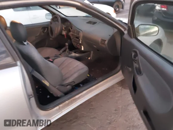 ✅ 2004 Chevrolet Cavalier • VIN: 1G1JC12F647233308 • Лот: 43737162. Опубліковано раніше на IAAI з пробігом 66 186 миль. Безкоштовний доступ до архіву аукціонних продажів зі США та докладний звіт про історію автомобіля на DreamBid. Зображення 5.