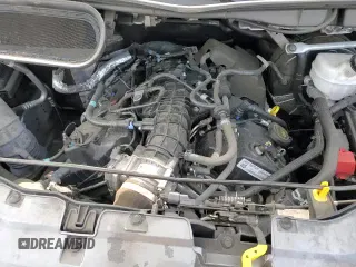 ✅ 2021 Ford Transit Cargo • VIN: 1FTBR2CG6MKA37924 • Lot: 57482165. Wystawiony na Copart z przebiegiem 54 151 mil. Bezpłatny archiwum sprzedaży aukcyjnych z USA i szczegółowy raport historii pojazdu na DreamBid. Zdjęcie 15.