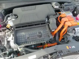 ✅ 2025 Hyundai Elantra Limited • VIN: KMHLN4DJXSU142291 • Лот: 90260005. Опубликован ранее на Copart с пробегом 7 937 миль. Бесплатный доступ к архиву аукционных продаж из США и подробный отчёт об истории автомобиля на DreamBid. Изображение 14.