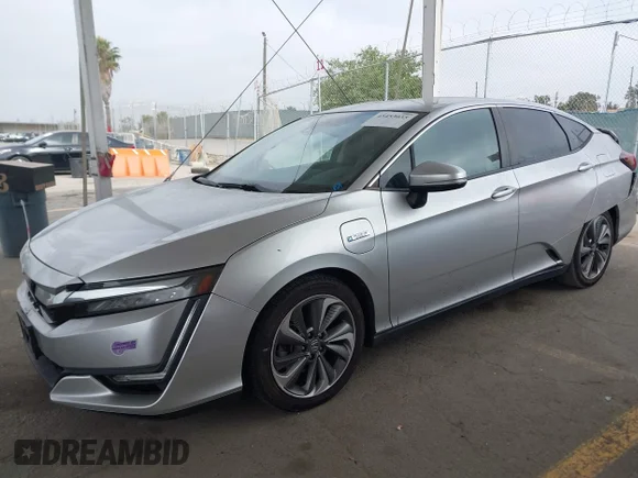 ✅ 2018 Honda Clarity • VIN: JHMZC5F18JC020006 • Lot: 45453035. Wystawiony na IAAI z przebiegiem 82 250 mil. Bezpłatny archiwum sprzedaży aukcyjnych z USA i szczegółowy raport historii pojazdu na DreamBid. Zdjęcie 2.