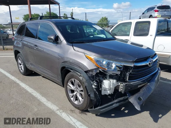 ✅ 2016 Toyota Highlander LE Plus • VIN: 5TDZKRFH3GS123348 • Lot: 44836696. Listed on IAAI with 102,425 mi. Free auction sales archive from the USA and detailed vehicle history report at DreamBid. Image 1.