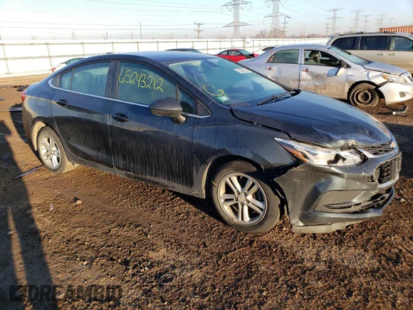 ✅ 2017 Chevrolet Cruze LT • VIN: 1G1BE5SM7H7176613 • Lot: 65243212. Wystawiony na Copart z przebiegiem 37 559 mil. Bezpłatny archiwum sprzedaży aukcyjnych z USA i szczegółowy raport historii pojazdu na DreamBid. Zdjęcie 1.