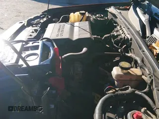 ✅ 2009 Ford Escape XLT • VIN: 1FMCU93G79KA11749 • Lot: 43662137. Listed on IAAI with 178,285 mi. Free auction sales archive from the USA and detailed vehicle history report at DreamBid. Image 12.