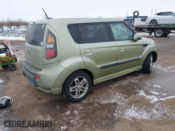 ✅ 2010 Kia Soul + • VIN: KNDJT2A21A7192335 • Lot: 44296552. Wystawiony na IAAI z przebiegiem 146 486 mil. Bezpłatny archiwum sprzedaży aukcyjnych z USA i szczegółowy raport historii pojazdu na DreamBid. Zdjęcie 4.