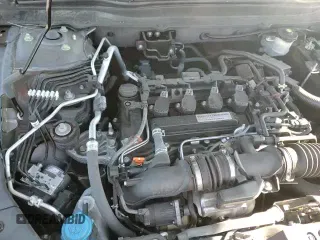 ✅ 2019 Honda Accord LX • VIN: 1HGCV1F16KA138905 • Lot: 89477975. Listed on Copart with 37,380 mi. Free auction sales archive from the USA and detailed vehicle history report at DreamBid. Image 15.