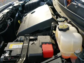 ✅ 2022 Chevrolet Traverse LT Cloth • VIN: 1GNEVGKW1NJ169714 • Lot: 43468604. Wystawiony na IAAI z przebiegiem 46 169 mil. Bezpłatny archiwum sprzedaży aukcyjnych z USA i szczegółowy raport historii pojazdu na DreamBid. Zdjęcie 19.