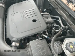 2021 Chevrolet Blazer LT z VIN 3GNKBCR47MS545399, wystawiony jako IAAI lot #41822104 z przebiegiem 60 182 mil mil oraz . Historia ofert i sprzedaży dostępna na DreamBid. Obrazek 19.