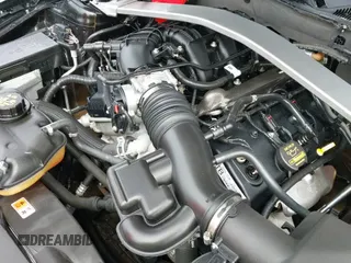 ✅ 2013 Ford Mustang V6 • VIN: 1ZVBP8EM0D5235714 • Lot: 42016686. Wystawiony na IAAI z przebiegiem 40 336 mil. Bezpłatny archiwum sprzedaży aukcyjnych z USA i szczegółowy raport historii pojazdu na DreamBid. Zdjęcie 19.