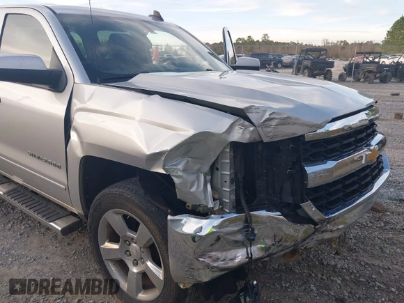✅ 2017 Chevrolet Silverado 1500 LT • VIN: 3GCPCRECXHG378668 • Lot: 44132211. Wystawiony na IAAI z przebiegiem 138 651 mil. Bezpłatny archiwum sprzedaży aukcyjnych z USA i szczegółowy raport historii pojazdu na DreamBid. Zdjęcie 6.