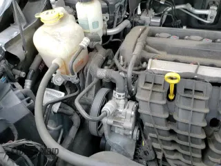 ✅ 2017 Dodge Journey SE • VIN: 3C4PDCAB2HT709371 • Lot: 83861085. Wystawiony na Copart z przebiegiem 118 596 mil. Bezpłatny archiwum sprzedaży aukcyjnych z USA i szczegółowy raport historii pojazdu na DreamBid. Zdjęcie 16.