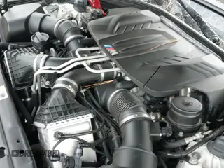 ✅ 2013 BMW M5 • VIN: WBSFV9C59DC773439 • Лот: 41575069. Опубликован ранее на IAAI с пробегом 124 313 миль. Бесплатный доступ к архиву аукционных продаж из США и подробный отчёт об истории автомобиля на DreamBid. Изображение 19.