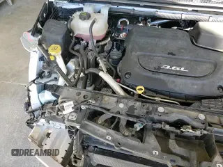 ✅ 2018 Chrysler Pacifica Touring Plus • VIN: 2C4RC1FG7JR128770 • Lot: 87197165. Wystawiony na Copart z przebiegiem 48 880 mil. Bezpłatny archiwum sprzedaży aukcyjnych z USA i szczegółowy raport historii pojazdu na DreamBid. Zdjęcie 14.