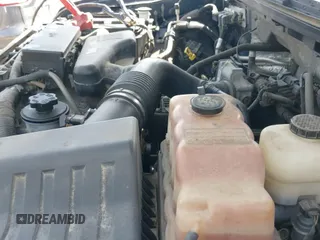 ✅ 2009 Ford F-150 STX • VIN: 1FTRX12W49FB14877 • Lot: 42636981. Wystawiony na IAAI z przebiegiem 127 093 mil. Bezpłatny archiwum sprzedaży aukcyjnych z USA i szczegółowy raport historii pojazdu na DreamBid. Zdjęcie 19.