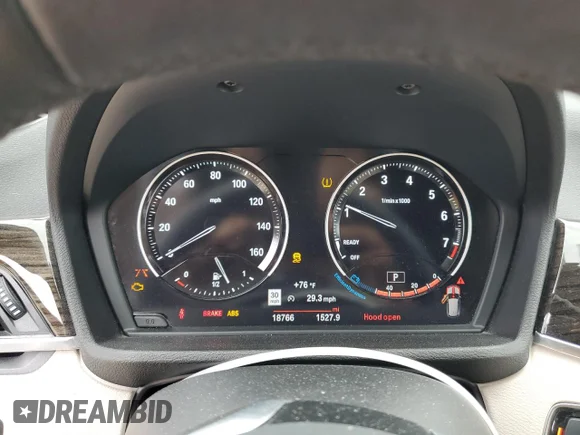 ✅ 2018 BMW X1 sDrive28i • VIN: WBXHU7C37J5L08943 • Lot: 42666483. Listed on Copart with 18,766 mi. Free auction sales archive from the USA and detailed vehicle history report at DreamBid. Image 9.