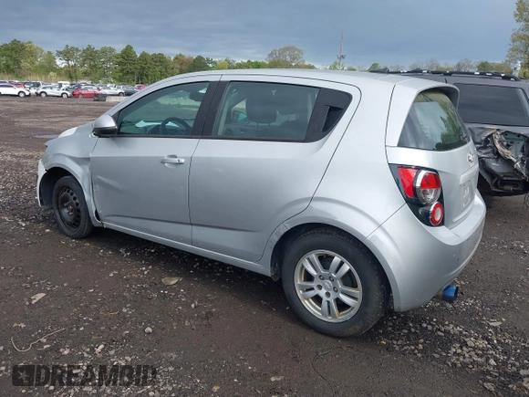 ✅ 2012 Chevrolet Sonic LS • VIN: 1G1JB6SH4C4198334 • Lot: 42200028. Wystawiony na IAAI z przebiegiem 207 498 mil. Bezpłatny archiwum sprzedaży aukcyjnych z USA i szczegółowy raport historii pojazdu na DreamBid. Zdjęcie 3.