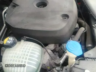 ✅ 2019 Volvo XC40 R-Design • VIN: YV4162UM7K2078081 • Lot: 41808014. Listed on IAAI with 204,223 mi. Free auction sales archive from the USA and detailed vehicle history report at DreamBid. Image 13.