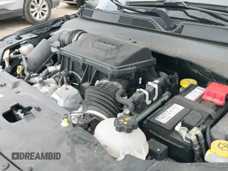 ✅ 2024 Jeep Compass Latitude • VIN: 3C4NJDBN2RT604653 • Lot: 43742593. Wystawiony na IAAI z przebiegiem 45 524 mil. Bezpłatny archiwum sprzedaży aukcyjnych z USA i szczegółowy raport historii pojazdu na DreamBid. Zdjęcie 20.