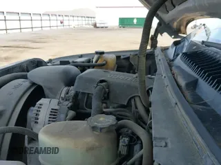 ✅ 2000 Chevrolet Silverado 2500 LS • VIN: 1GCGK29U7YE398008 • Lot: 42432596. Wystawiony na IAAI z przebiegiem 217 691 mil. Bezpłatny archiwum sprzedaży aukcyjnych z USA i szczegółowy raport historii pojazdu na DreamBid. Zdjęcie 12.