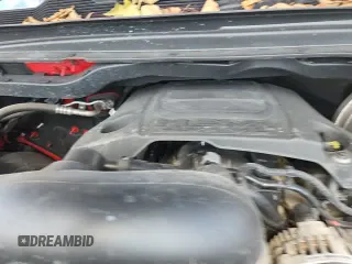 ✅ 2021 Ram 1500 Big Horn • VIN: 1C6SRFBT0MN523625 • Лот: 84015535. Опубликован ранее на Copart с пробегом 102 165 миль. Бесплатный доступ к архиву аукционных продаж из США и подробный отчёт об истории автомобиля на DreamBid. Изображение 13.