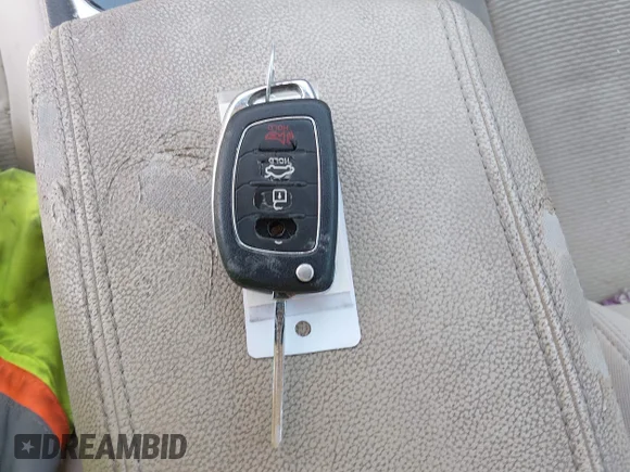 ✅ 2015 Hyundai Sonata SE • VIN: 5NPE24AF5FH227660 • Lot: 44803842. Wystawiony na IAAI z przebiegiem 134 892 mil. Bezpłatny archiwum sprzedaży aukcyjnych z USA i szczegółowy raport historii pojazdu na DreamBid. Zdjęcie 11.