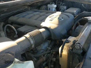 ✅ 2016 Toyota Tundra Limited • VIN: 5TFHY5F15GX513903 • Лот: 41844578. Опубликован ранее на IAAI с пробегом 157 742 миль. Бесплатный доступ к архиву аукционных продаж из США и подробный отчёт об истории автомобиля на DreamBid. Изображение 19.