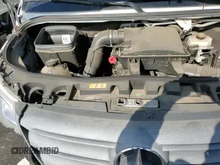 ✅ 2021 Mercedes-Benz Sprinter Cargo • VIN: W1Y40BHY6MT050196 • Lot: 85394564. Wystawiony na Copart z przebiegiem 78 894 mil. Bezpłatny archiwum sprzedaży aukcyjnych z USA i szczegółowy raport historii pojazdu na DreamBid. Zdjęcie 13.