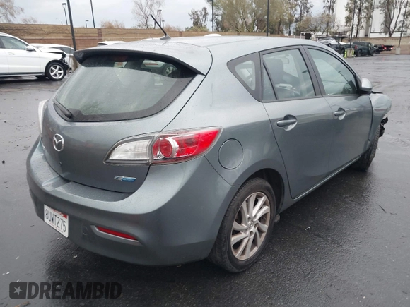 ✅ 2012 Mazda 3 i Touring • VIN: JM1BL1L88C1675617 • Lot: 44008890. Wystawiony na IAAI z przebiegiem 184 064 mil. Bezpłatny archiwum sprzedaży aukcyjnych z USA i szczegółowy raport historii pojazdu na DreamBid. Zdjęcie 4.
