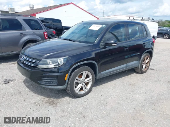 ✅ 2013 Volkswagen Tiguan • VIN: WVGCV3AX6DW595821 • Лот: 43276054. Опубликован ранее на IAAI с пробегом 118 264 миль. Бесплатный доступ к архиву аукционных продаж из США и подробный отчёт об истории автомобиля на DreamBid. Изображение 2.